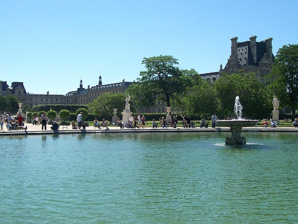 Hommage à Jules Ferry au Tuileries
